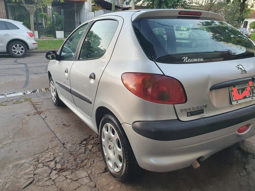 Peugeot 206 2012 1.4 Generation 75cv