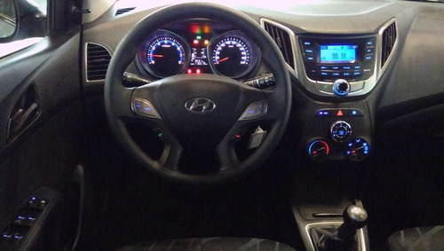 Imagem 15 de 15 de Hyundai Hb20 1.0 M Comfor 2015