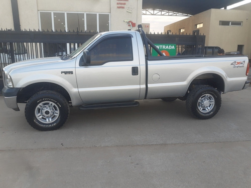 Ford F-100 2011 3.9 Cab. Simple Xlt 4x4