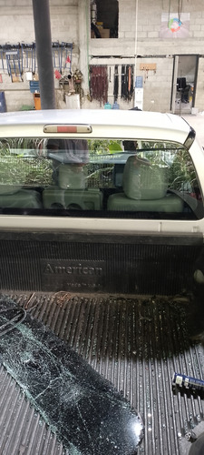 Vidrio Cabina Trasera Hilux Kavak Dubai Varios Años