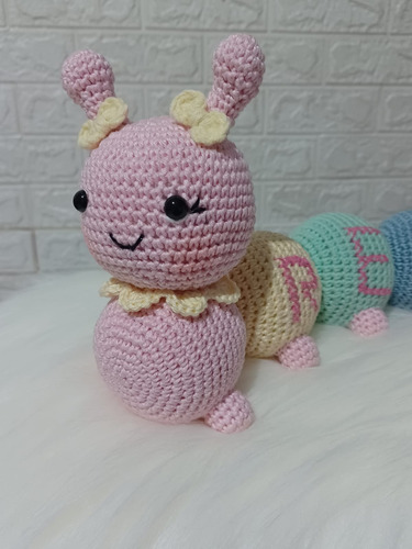 Centopeia Personalizada Com Nome Em Amigurumi