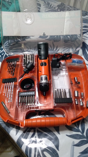 Imagen 9 de 10 de Kit 75 Acc -atornillador- Black Y Decker -poco Uso -perfect