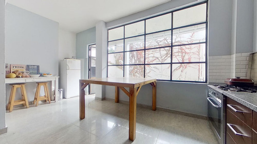 Casa En Vicente Lopez - Venta