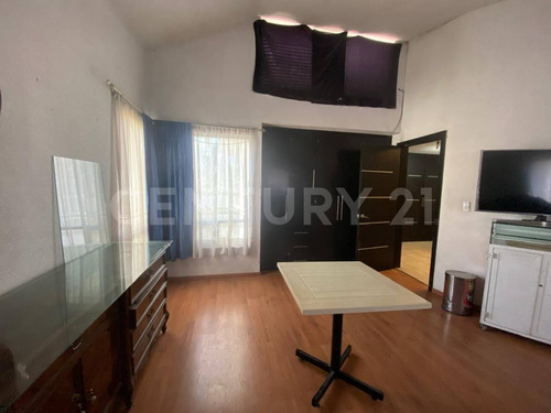Casa En Venta En Fracc Privado Con 3 Recamaras En Zavaleta