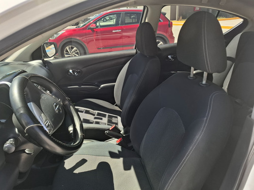 Nissan Versa 1.6 Advance At