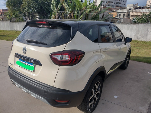 Imagem 2 de 15 de Renault Captur 2018 1.6 16v Life Sce X-tronic 5p