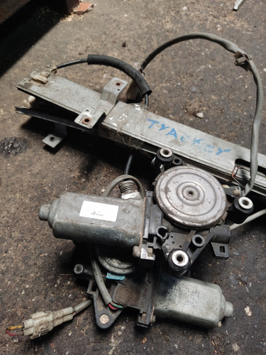 Elevador De Vidrio De Ford Tracer (Usado)