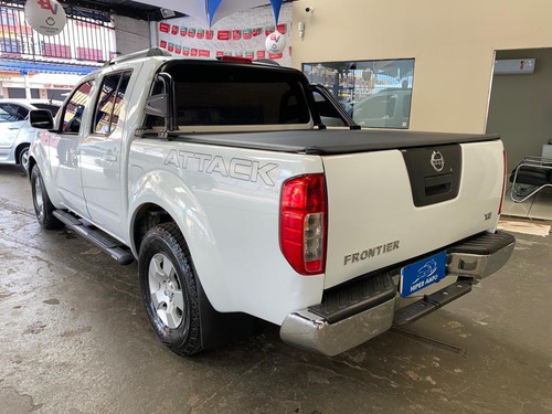 Imagem 4 de 9 de Nissan Frontier Xe 2.5 Branco 2013