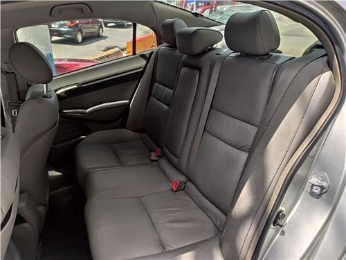 Honda Civic 1.8 Lxs 16v Flex 4p Manual