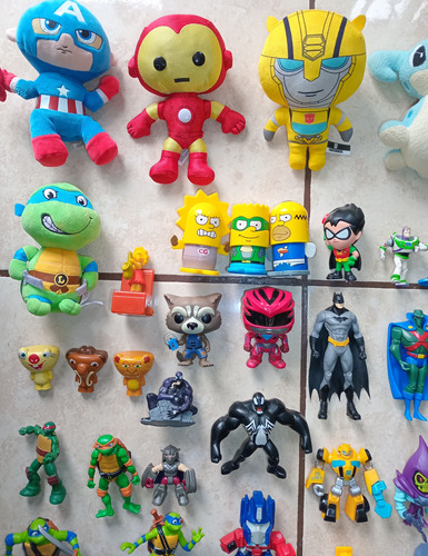 Lote De Juguetes, Figuras Y Peluches-funko Pop Marvel Tmnt (Usado)