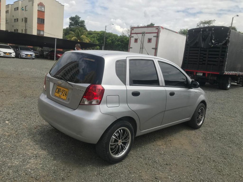 Chevrolet Aveo 2009 1.6 Five