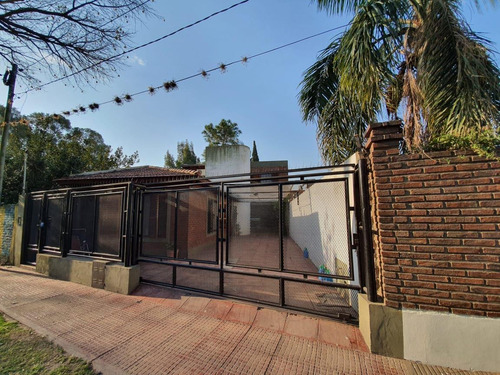 Imagen 1 de 18 de Casa De 4 Dormitorios - Con Pileta Y Parrillero - Saladillo