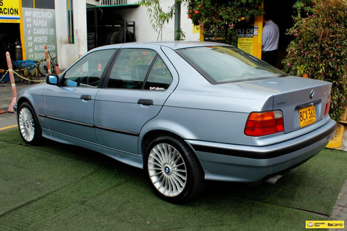 BMW Serie 3 2.5 325i E36