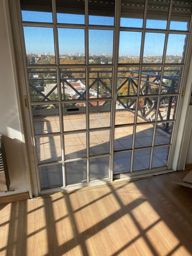 Venta De Departamento De Dos Ambientes En Villa Ballester