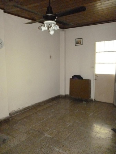Casa En Venta - 3 Dormitorios 1 Baño - 450mts2 - Ensenada
