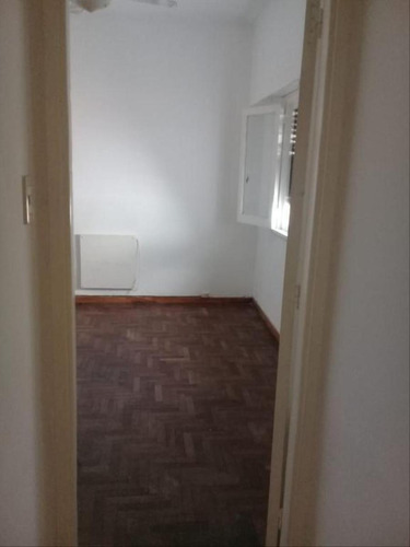 Casa De Dos Dormitorios En Alquiler