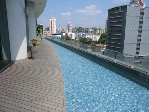 Imagen 8 de 14 de Venta De Apartamento Amoblado En Ph Yacht Club 19-2868