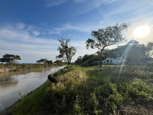 Terreno En Venta Sobre El Rio Ubajay