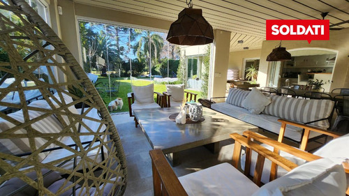 Highland Park Cc, Alberti, Casa En Venta.