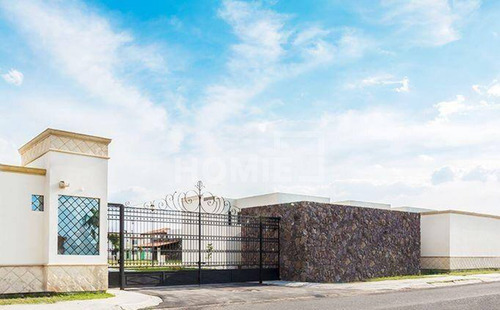 Casa En Renta En Los Huertos, Querétaro, 34640