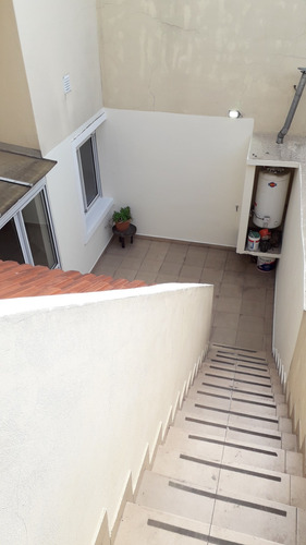 Imagen 11 de 14 de Ph 3 Amb.c/patio Y Terraza En Av Cobo Al 700, Pque.chacabuco