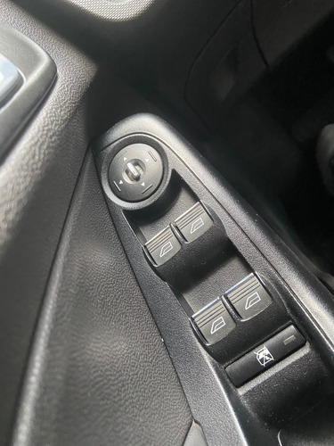 Ford Fiesta 1.6 16v Titanium Flex Powershift 5p