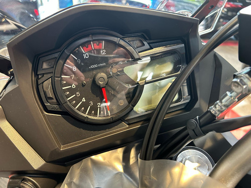 Suzuki V-strom 650 Año 2025 - Hilton Motors Co.