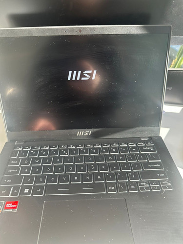 Notebook Msi Modern Ry7-7730u@4.5ghz 16gb 512gbssd Negro (Usado)