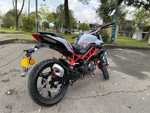 Moto Benelli Tnt 150 Mod 2022 - Matriculada En Soacha