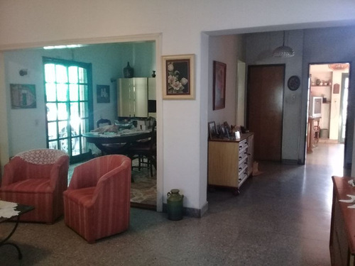 Imagen 3 de 8 de Casa En Venta Cond En Ituzaingo Norte