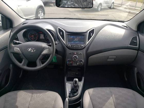 Imagem 3 de 8 de Hyundai Hb20s 1.6 Comfort Plus 16v Flex 4p Automático