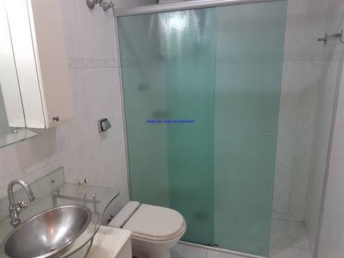 Imagem 10 de 18 de Apartamento 85m², 03 Dormitórios E 01 Banheiro. Condomínio Com Portaria, Segurança 24hrs, Salão De Festa E Playground. Excelente Localização. - 21011102 - 68992395