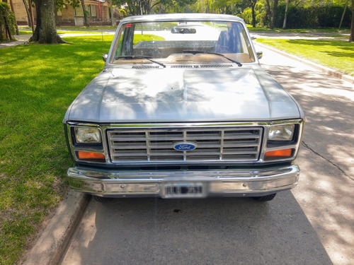 Ford F-100 3.6 Lujo