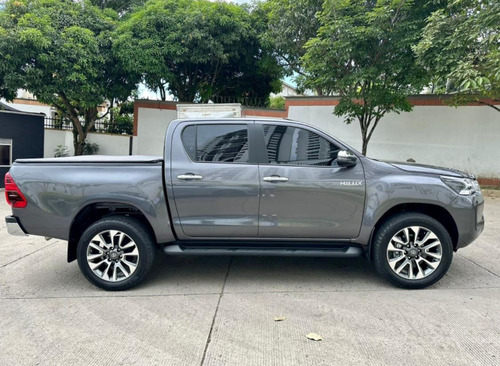 Toyota Hilux 2.4l