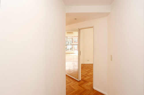 Venta Departamento 2 Amb Super Luminoso Con Balcon