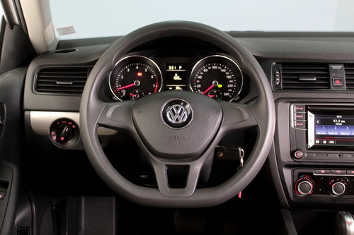 Imagem 10 de 16 de Volkswagen Jetta 1.4 Tsi Trendline Automático 6m - 2016 -