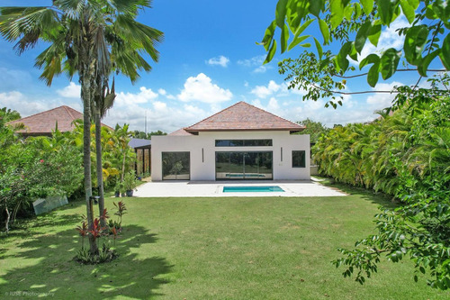 Cap Cana-green Village,se Renta Villa De 3 Habitaciones