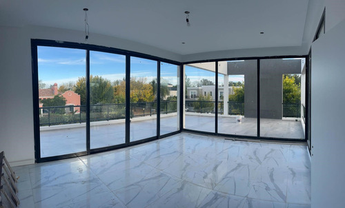 Casa En Venta En Haras Santa Maria, Escobar, G.b.a. Zona Norte