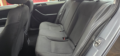 Volkswagen Jetta 2.5 Trendline L5 Man B A Mt