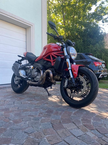 Ducati Monster 821