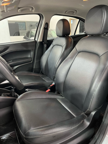 Fiat Cronos 1.8 16v Precision
