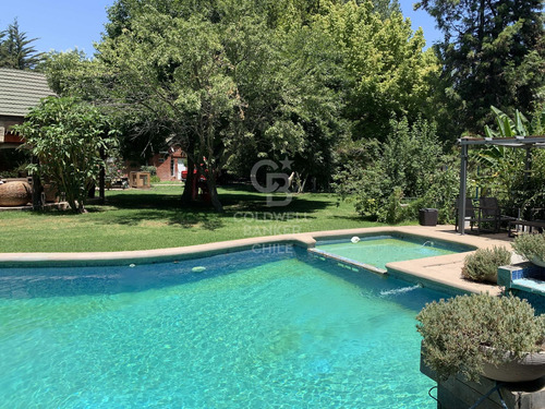 Los Ingleses Chicureo En Condominio Con Casa Adicional
