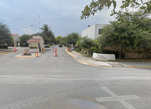 Casa En Recuperación En Rincón De La Huertas, Apodaca Nl. Sh05