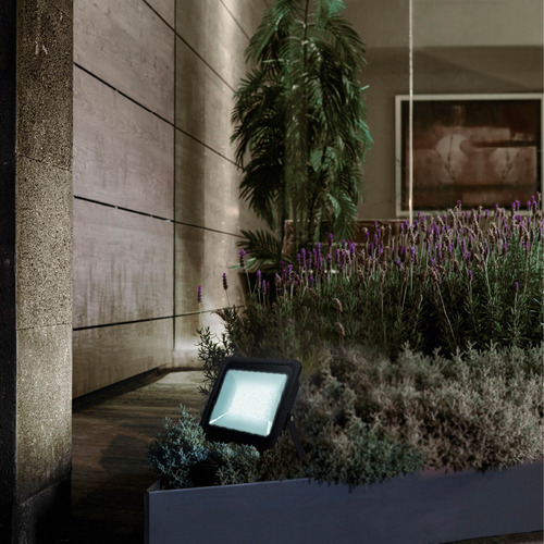 Imagen 3 de 5 de Reflector Exterior Led Ip65, 200w, Luz Fría Tecnolite