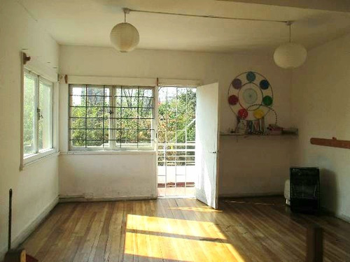 Dos Grandes Y Excelentes Casas De 2 Pisos En Sitio Esquina