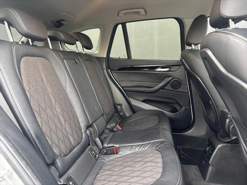 BMW X1 1.5 sDrive 18i X Line L3 At