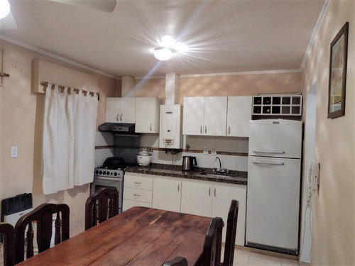 Imagen 6 de 30 de Venta De 2 Departamentos, Depósito, Cochera Y Local - Concepción Del Uruguay, Entre Rios -ideal Inversor!!!!