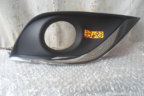 Rejilla Derecha De Fascia Delantera Nissan Versa 33693