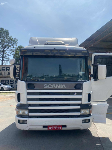 Imagem 2 de 9 de Scania P330 - 2003