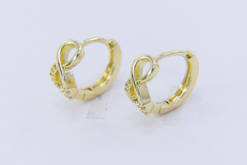 Aretes Diseño Infinito Asimetrico Oro Laminado 18k Joyeria